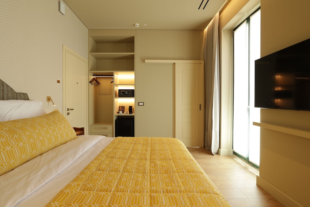 Classic Double Room with Private Balcony