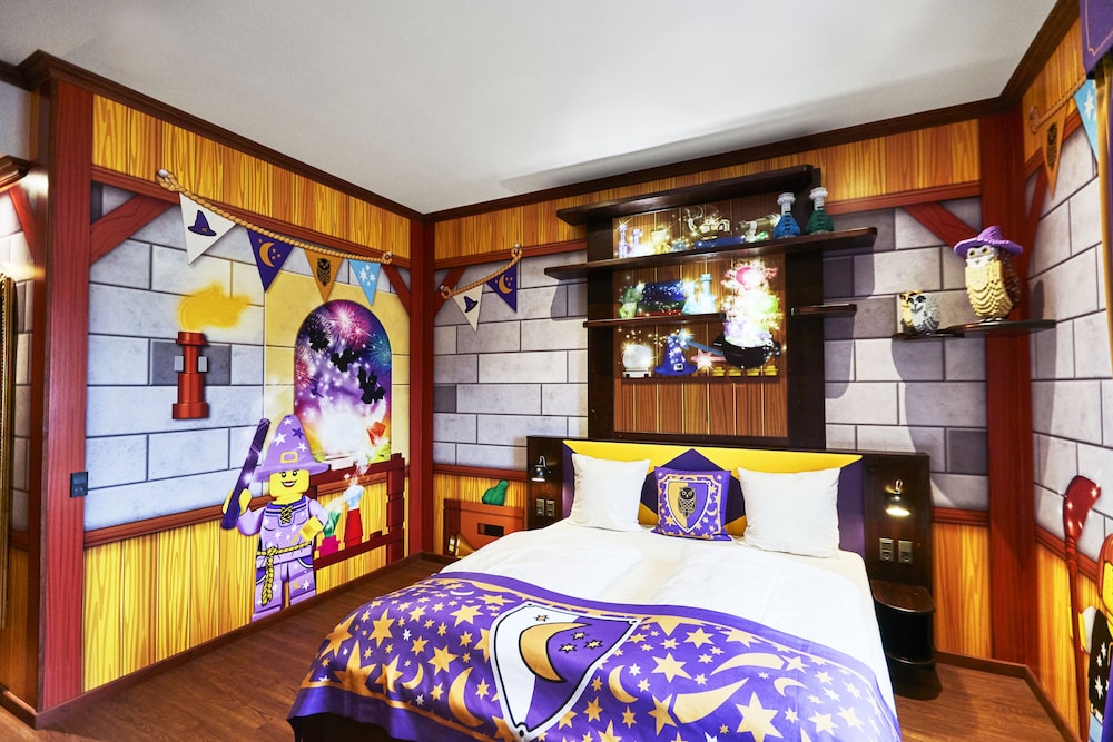 Superior Wizard's Room photo 1