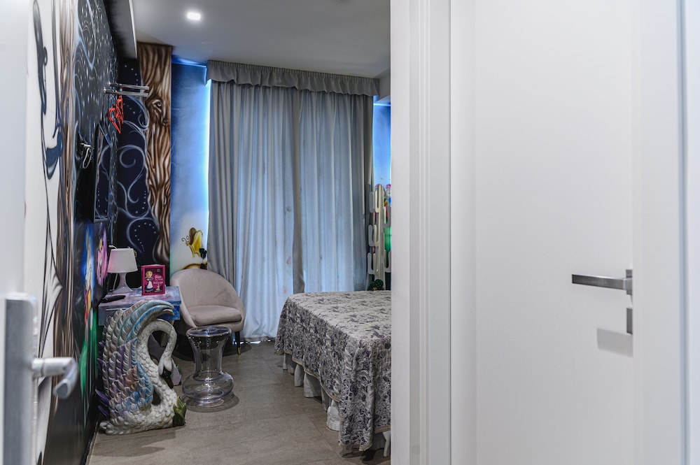 Standard Room - Photo 7