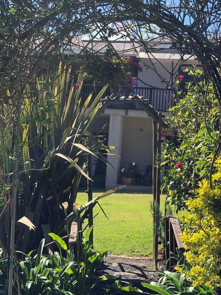 Cottage, Garden Area - Photo 8