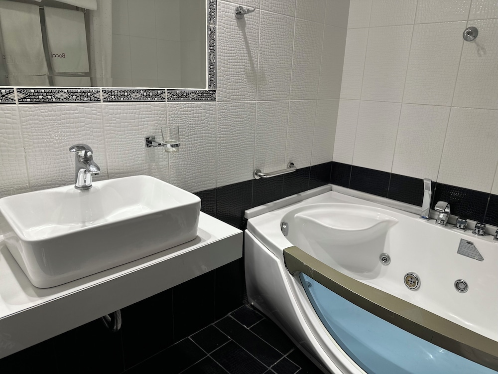 Quadruple Room, Valley View photo 2