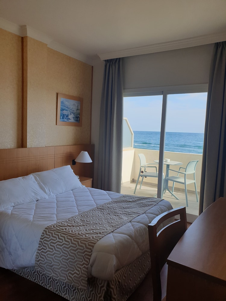 Triple Room, Sea View (For 3 Adults) - Photo 1
