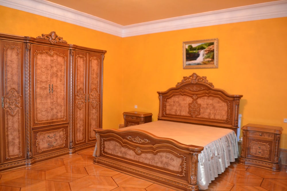 Family Room, Multiple Beds photo 1