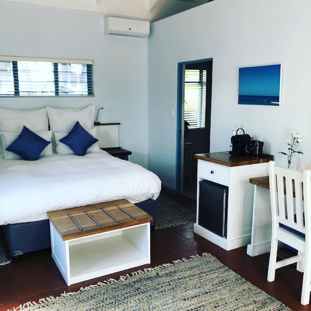 Honeymoon Suite