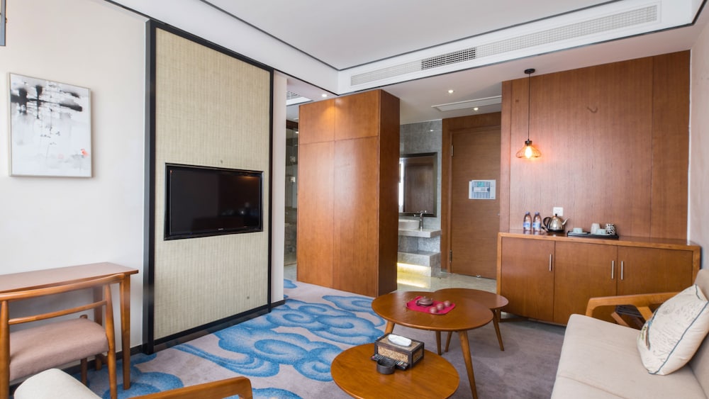 Suite photo 1