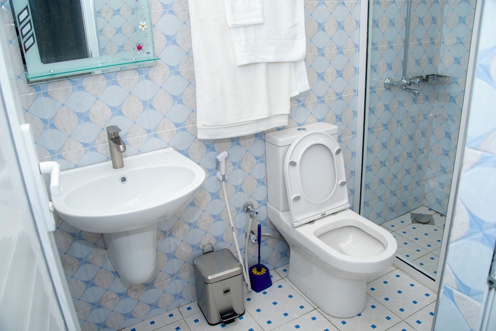 Deluxe Studio Suite, 1 Bedroom, Balcony, Garden View