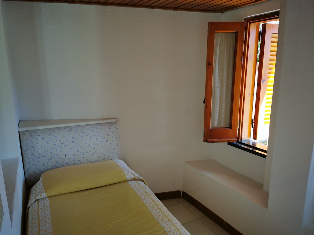 Triple Room - Photo 5