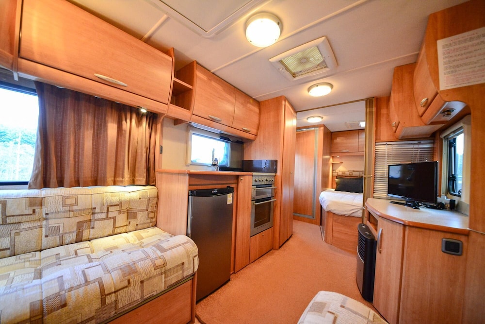 Basic Room, 1 Bedroom (Caravan 6) photo 3