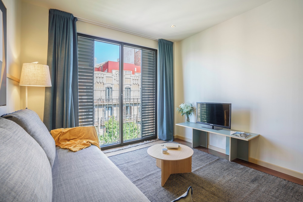 Comfort Apartment, City View