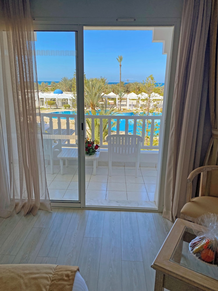 Superior Room, Sea View photo 2