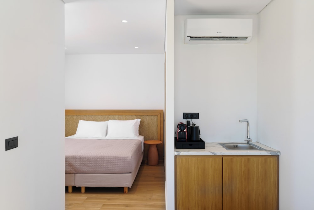 Executive Suite, Sea View