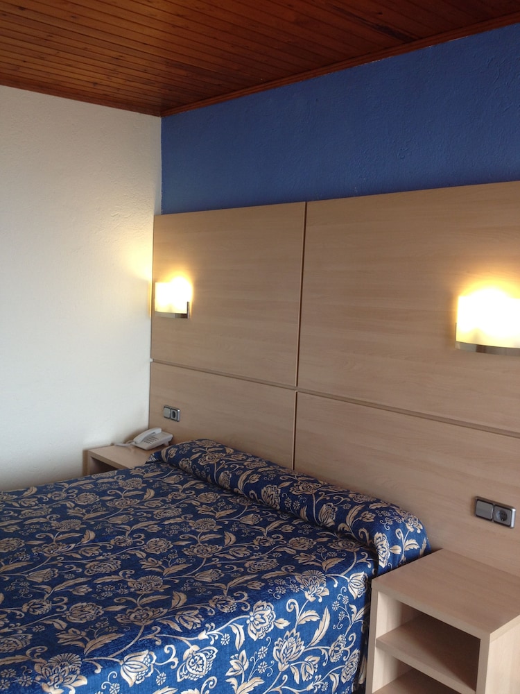 Standard Room photo 3