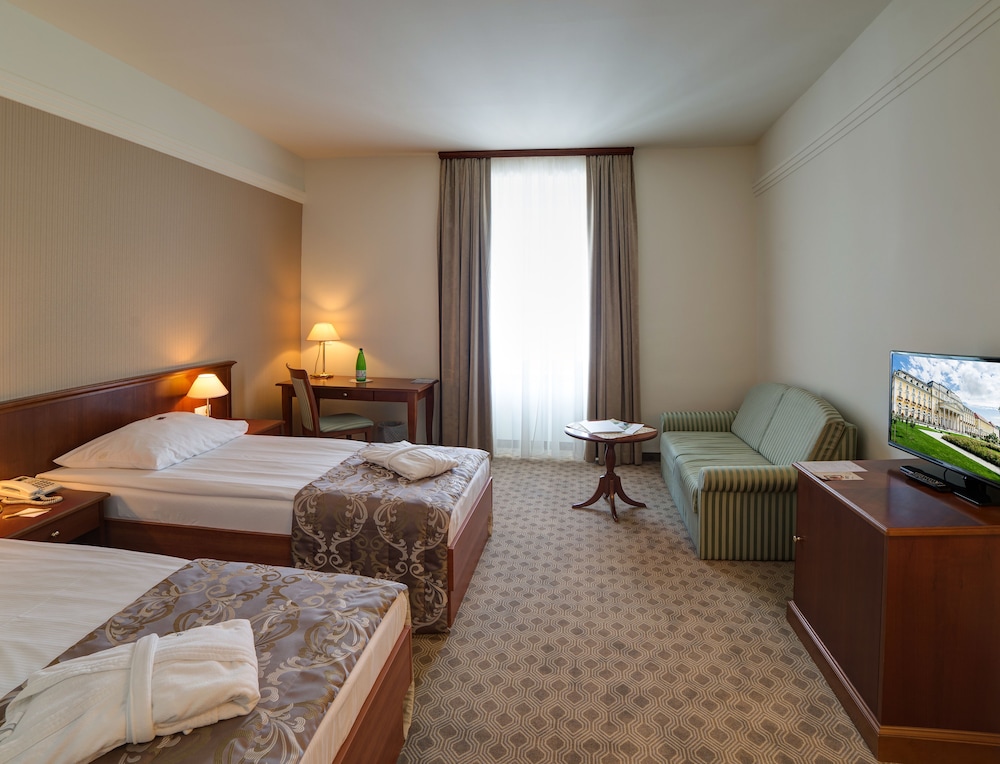 Premium Double Room photo 2