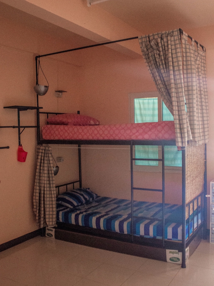 Mixed Dormitory with Fan photo 3