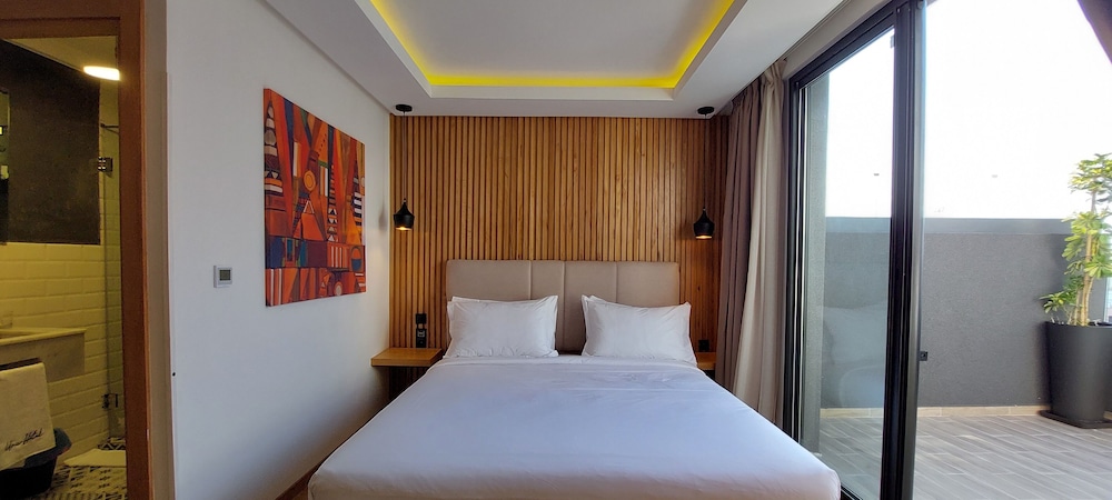 Deluxe Double Room - Photo 12