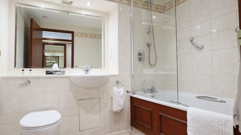 Executive Quadruple Room, 1 Bedroom photo 3