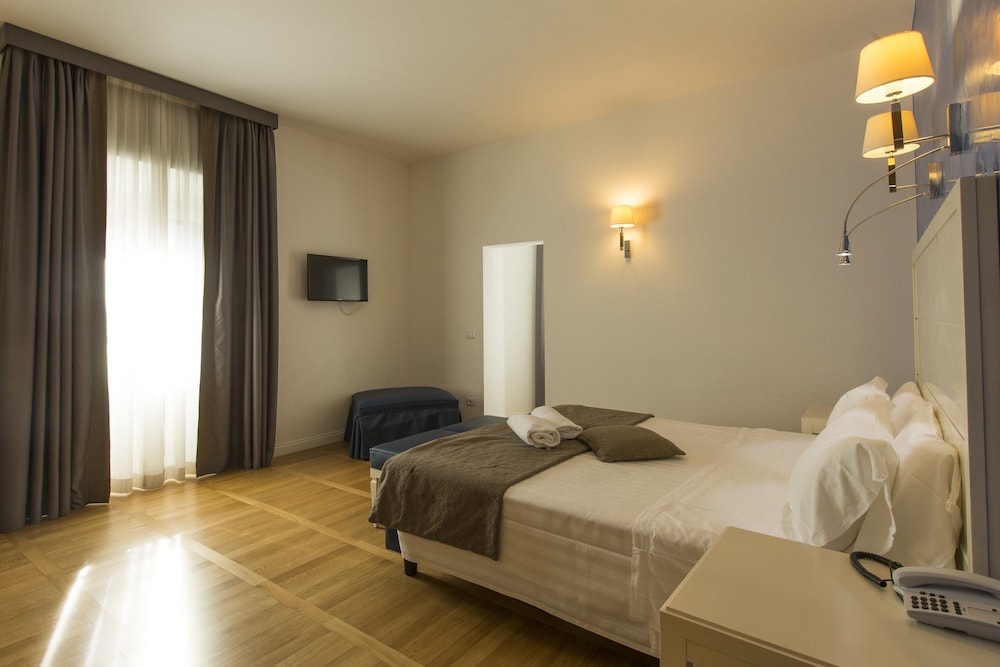 Deluxe Quadruple Room