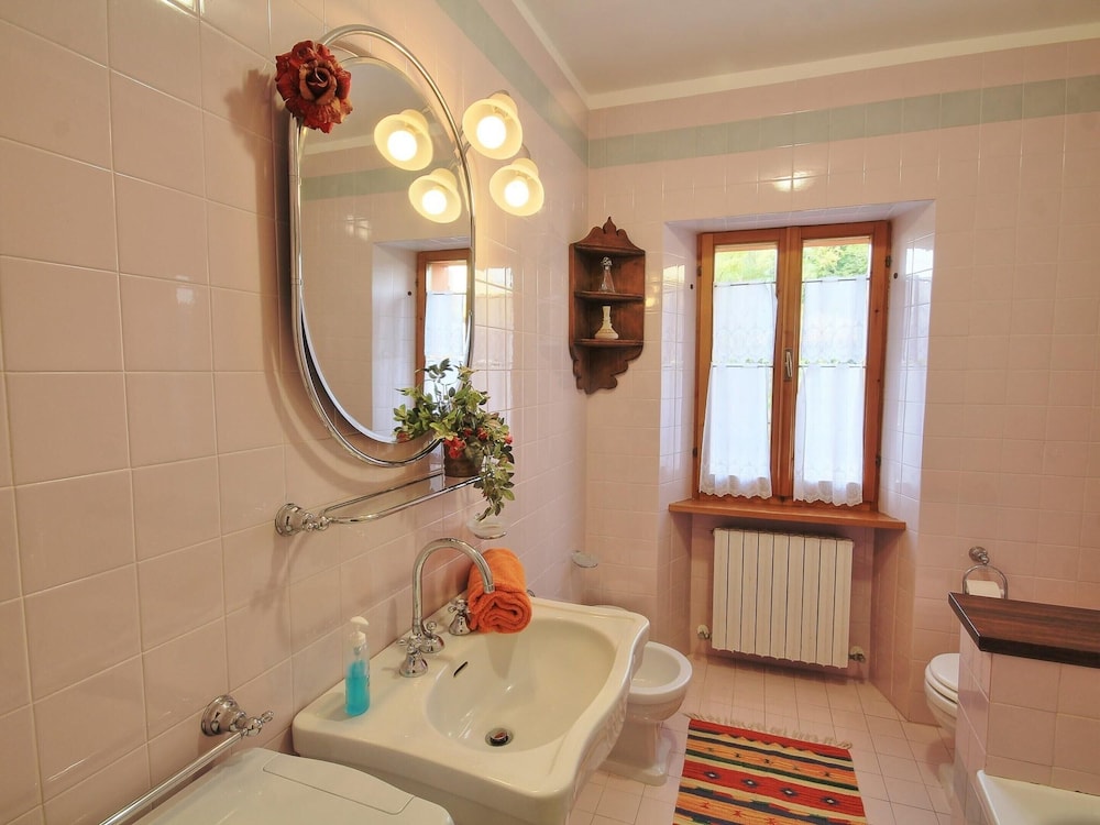 Villa photo 2
