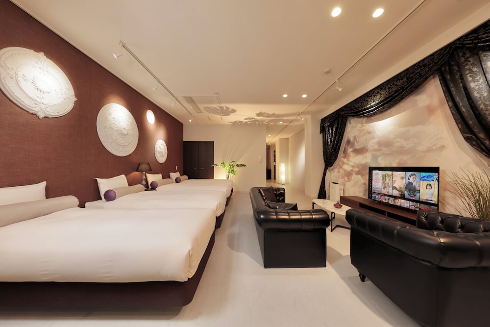 Luxury Suite, Non Smoking thumbnail 6