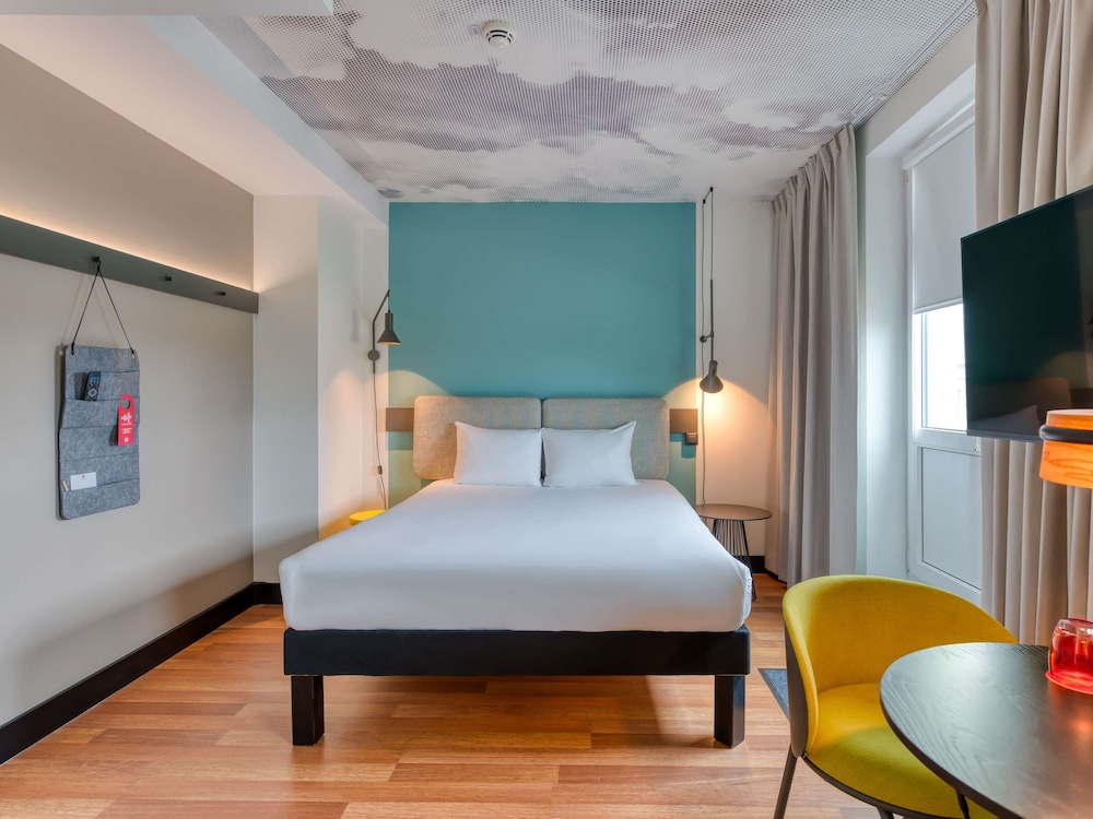 Standard Double Room, 1 Queen Bed - Photo 11