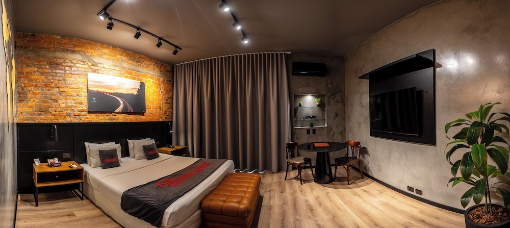 Deluxe Double Room, 1 King Bed, Jetted Tub