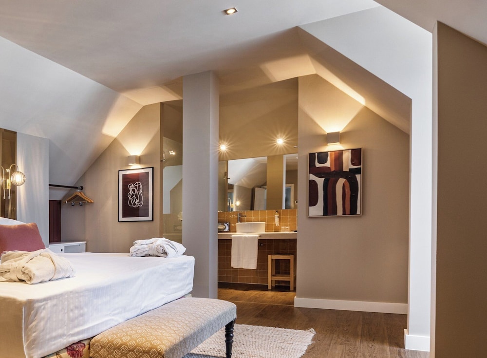 Superior Room (Premium) - Photo 5