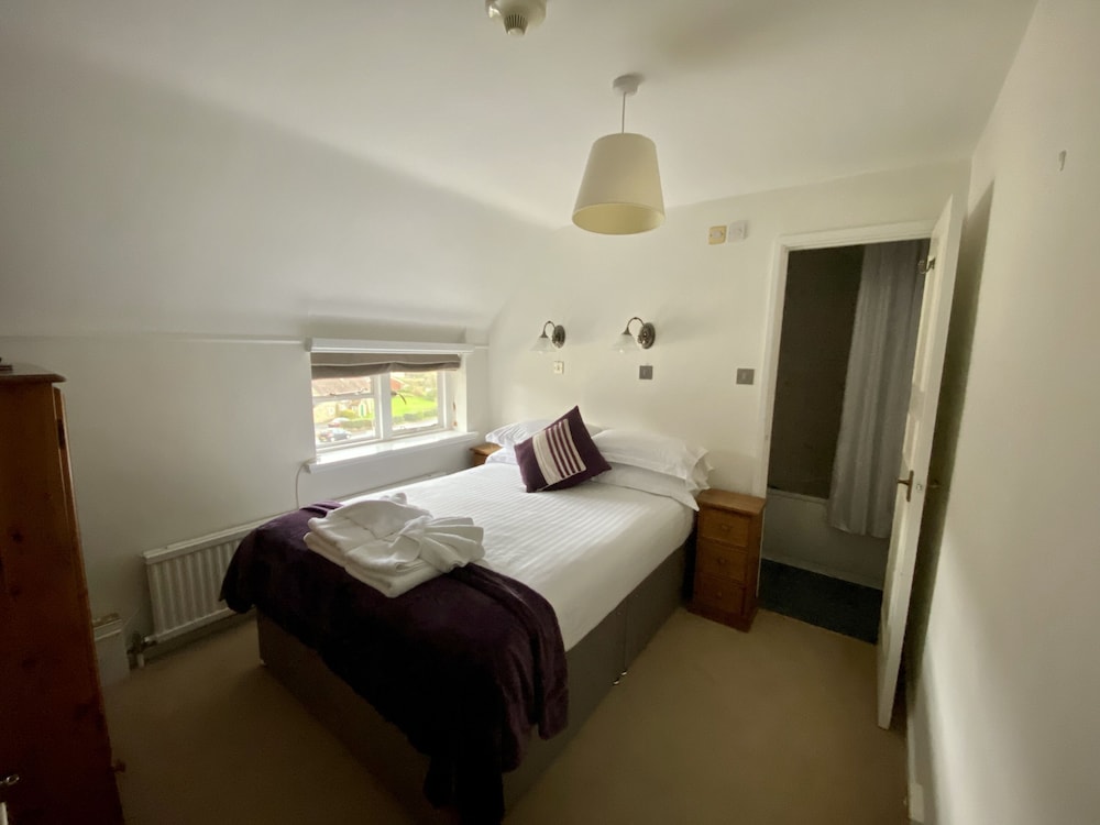 Single Room photo 2