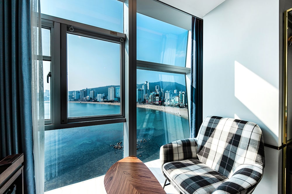 Suite Room -Breakfast Included,Unlimted Starbucks Coffee Bean,OTT Available,15PM CI / 13PM CO - Photo 6