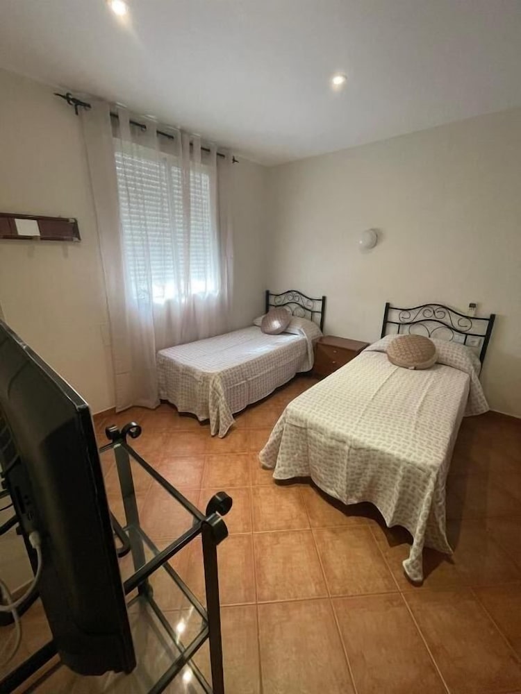 Standard Twin Room photo 2
