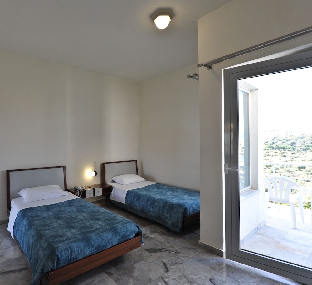 Basic Twin Room