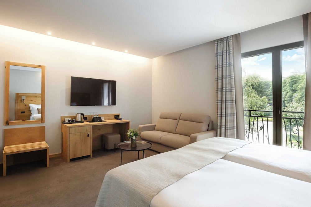 Superior Double or Twin Room, Hill View photo 3