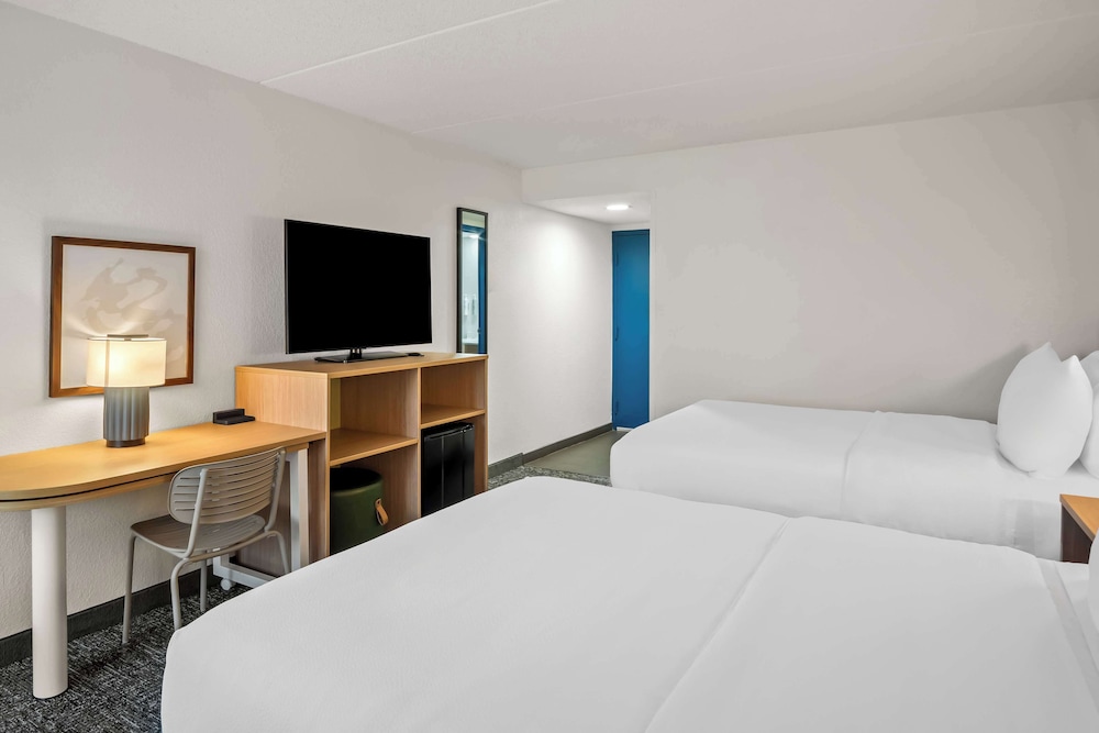 Room, 2 Queen Beds