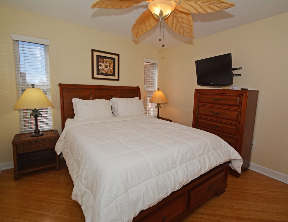 Condo, 2 Bedrooms, Kitchen, Bay View