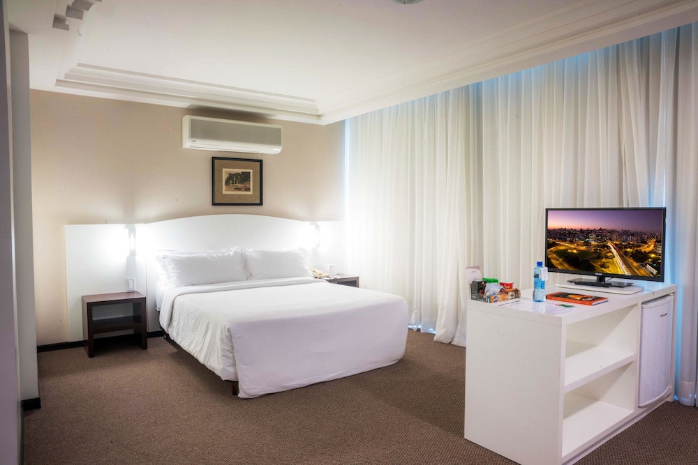Suite - Photo 5