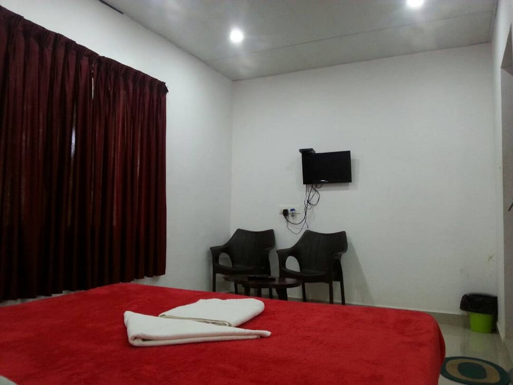 Deluxe Room, 1 Bedroom, Balcony, Garden View