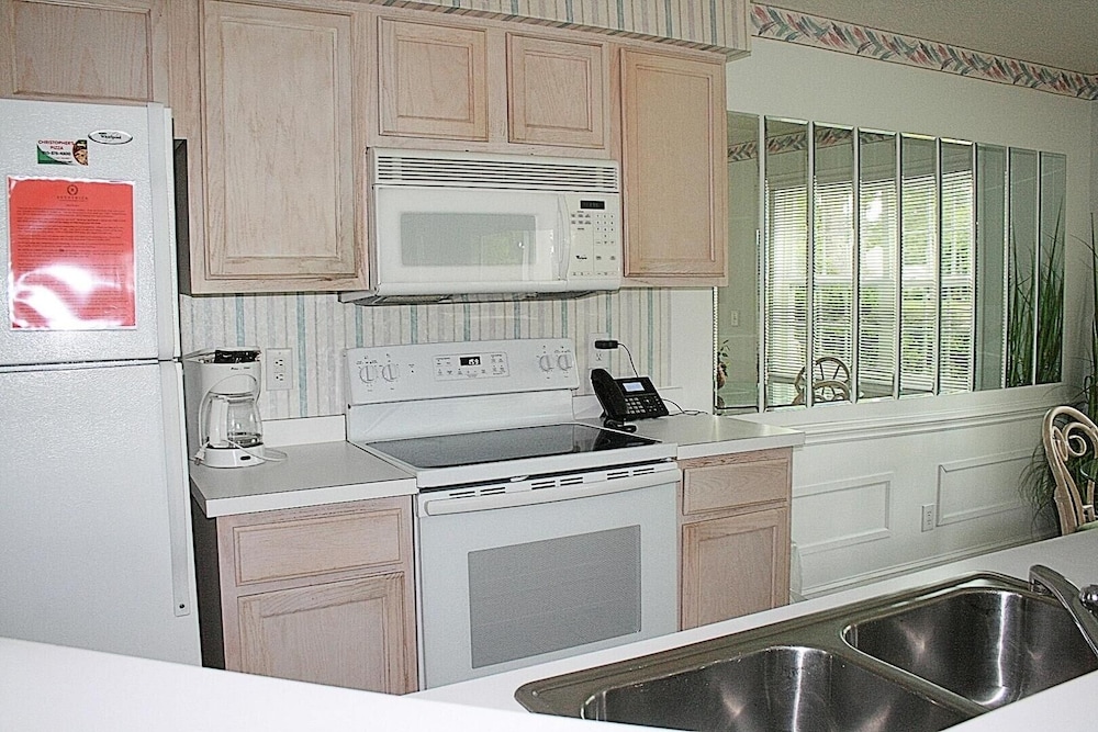 Condo, 1 Bedroom photo 3