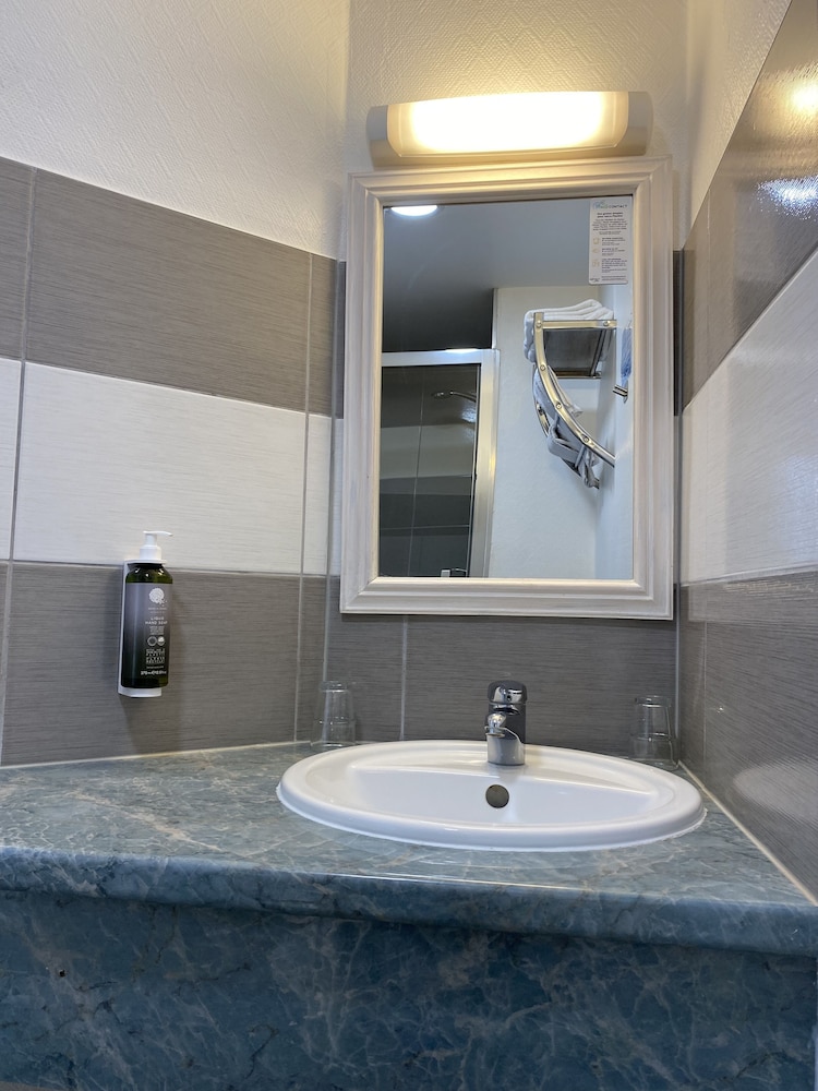 Comfort Triple Room - Photo 2