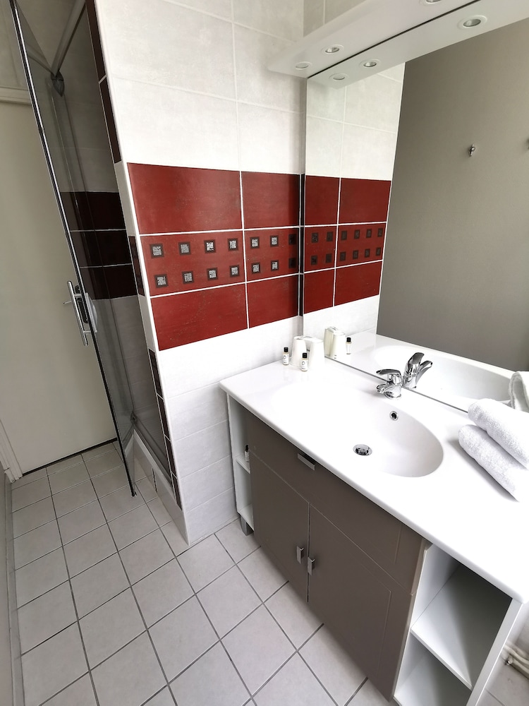 Premium Room - Photo 5