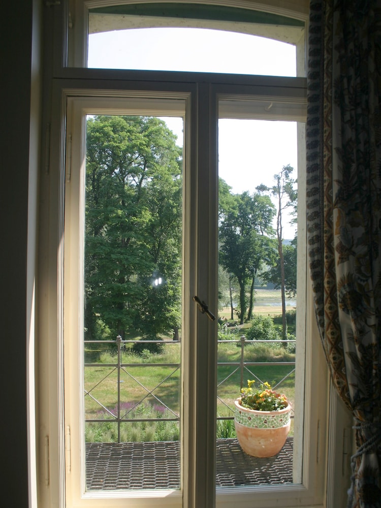 Single Room, River View photo 2