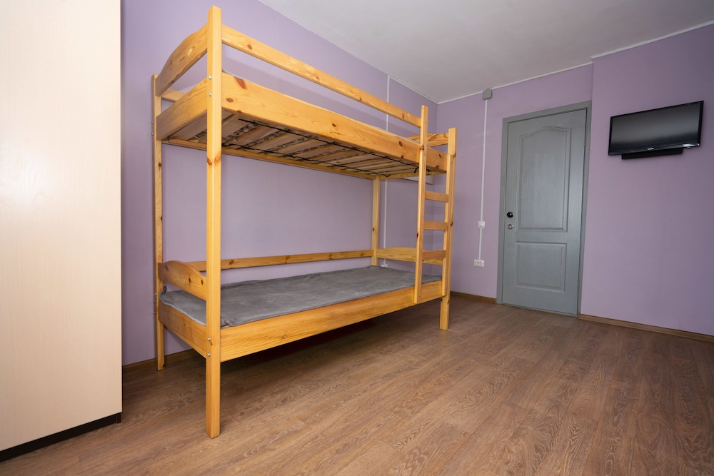 Economy Twin Room photo 3