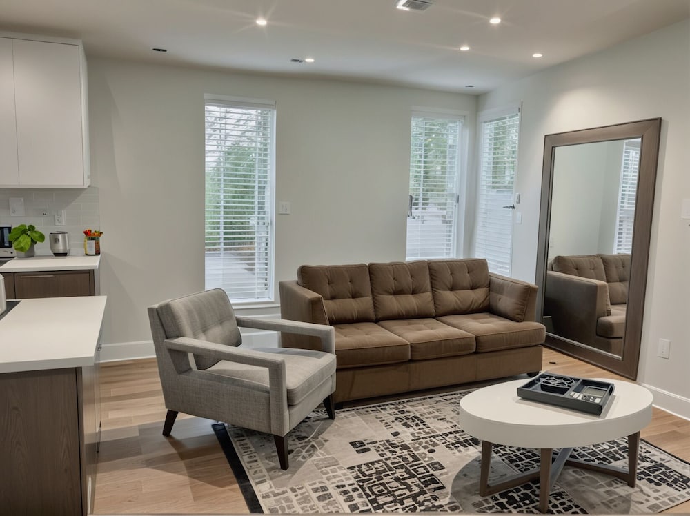 Deluxe Townhome, 3 Bedrooms