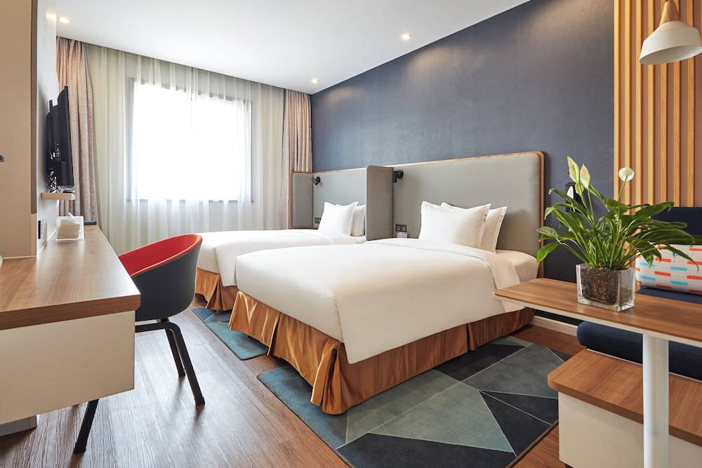 Standard Room, 2 Twin Beds (Extra Floor Space)