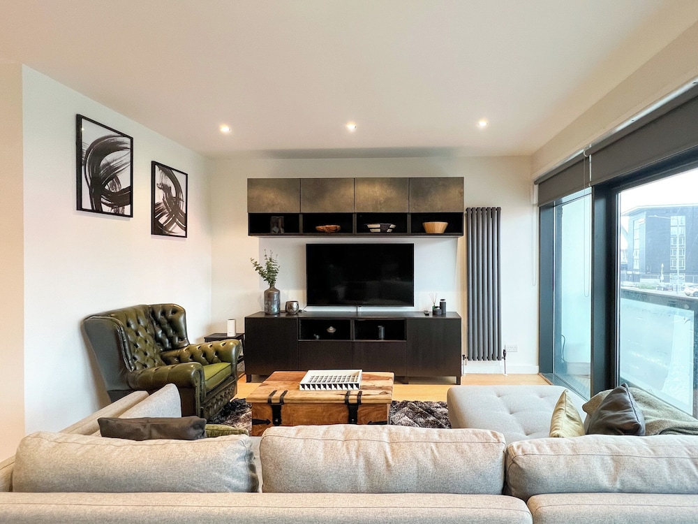 City Apartment, City View
