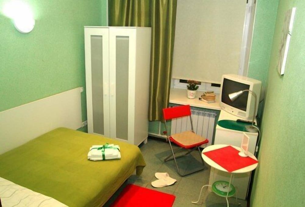 Basic Single Room (With Shower)