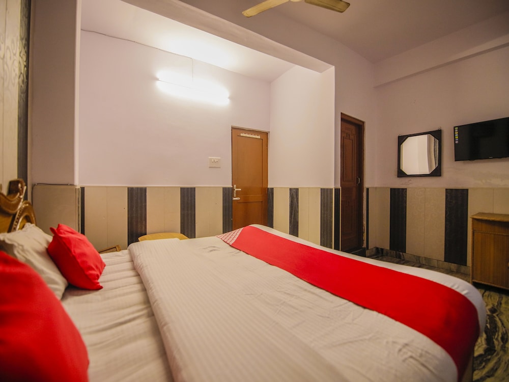 Double Or Twin Room, 1 Queen Bed photo 2