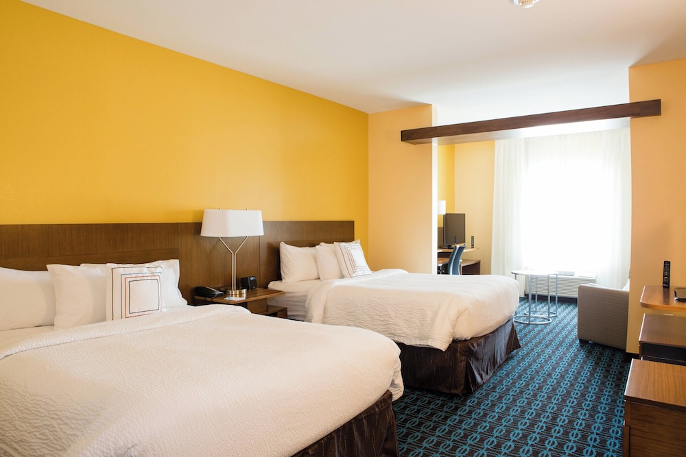 Room, Multiple Beds (Mobility Accessible, Tub) photo 3