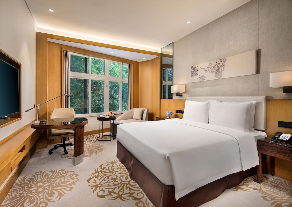 Haiyu Deluxe Garden View King Room (Free Welcome Fruits)