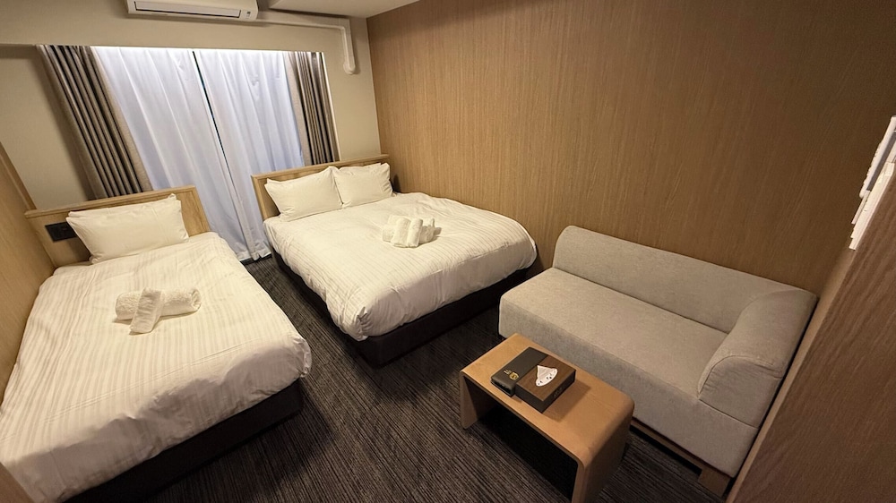 Standard Triple Room, Multiple Beds, Non Smoking
