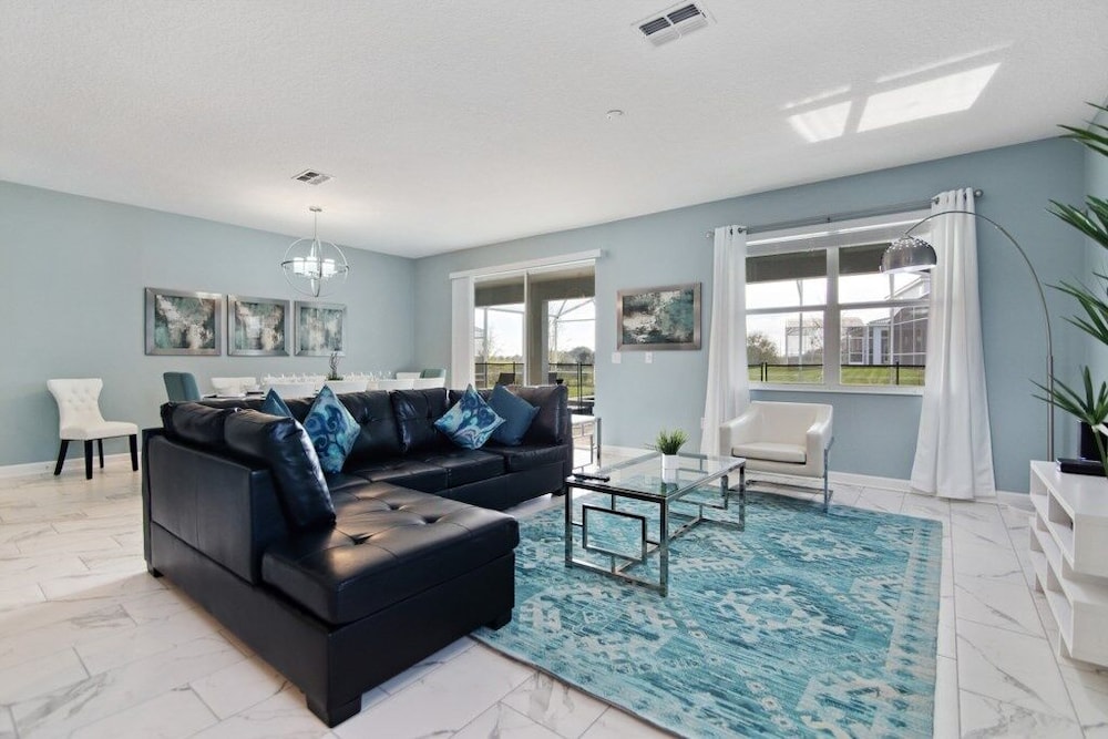 Condo, Multiple Bedrooms