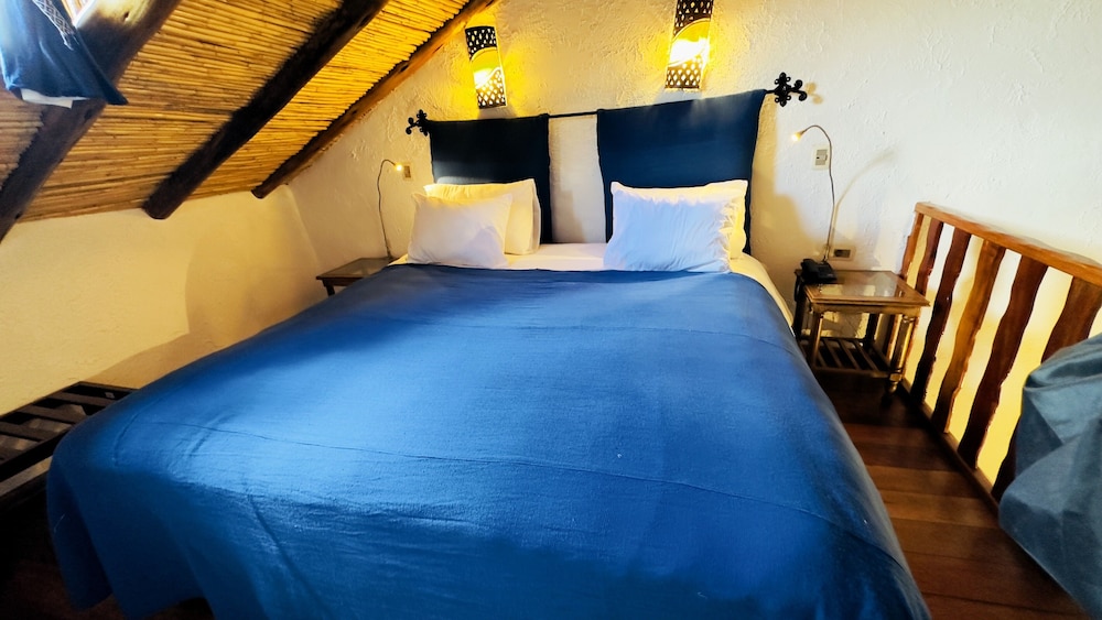 Duplex, 1 Queen Bed photo 3